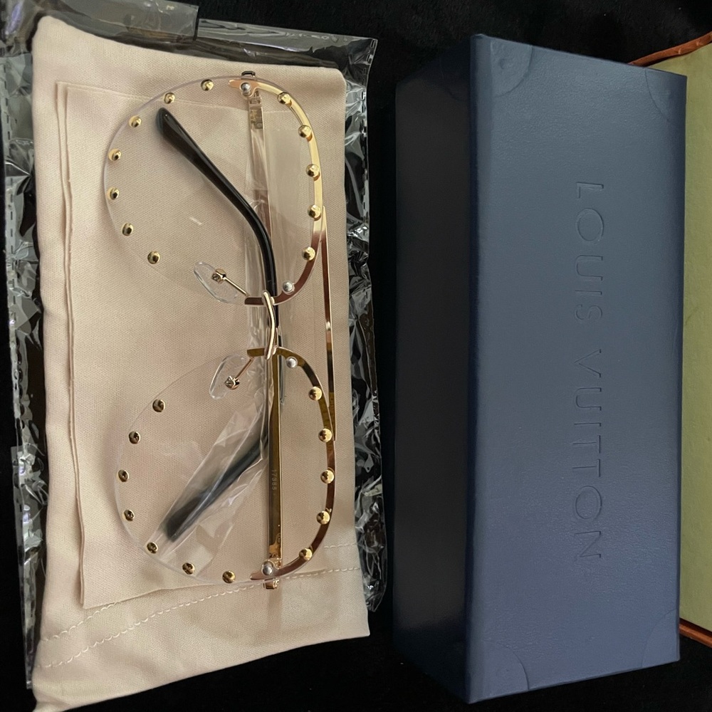 Fashion glasses